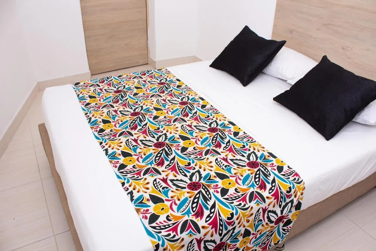 ***  Hotel Suites 44 Laureles Medellin Colombia